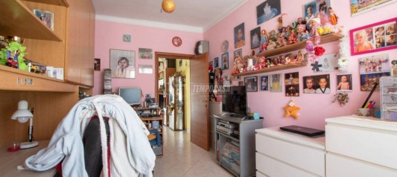Apartamento de 3 dormitorios en Genoa, Italy No. 174084 14