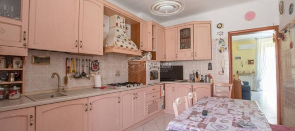 Apartamento de 3 dormitorios en Genoa, Italy No. 174084 23