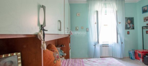 Apartamento de 3 dormitorios en Genoa, Italy No. 174084 16