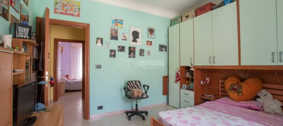 Apartamento de 3 dormitorios en Genoa, Italy No. 174084 20