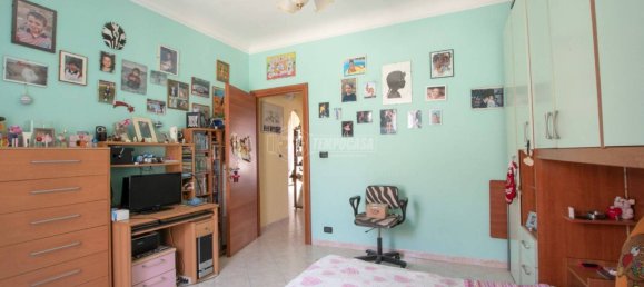 Apartamento de 3 dormitorios en Genoa, Italy No. 174084 19