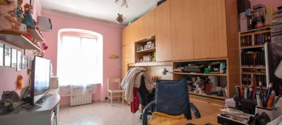 Apartamento de 3 dormitorios en Genoa, Italy No. 174084 12