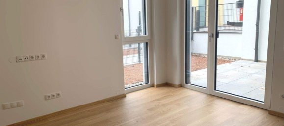 Коммерческая недвижимость с 4 комнатами в Хитцинг, Австрия № 232008 17