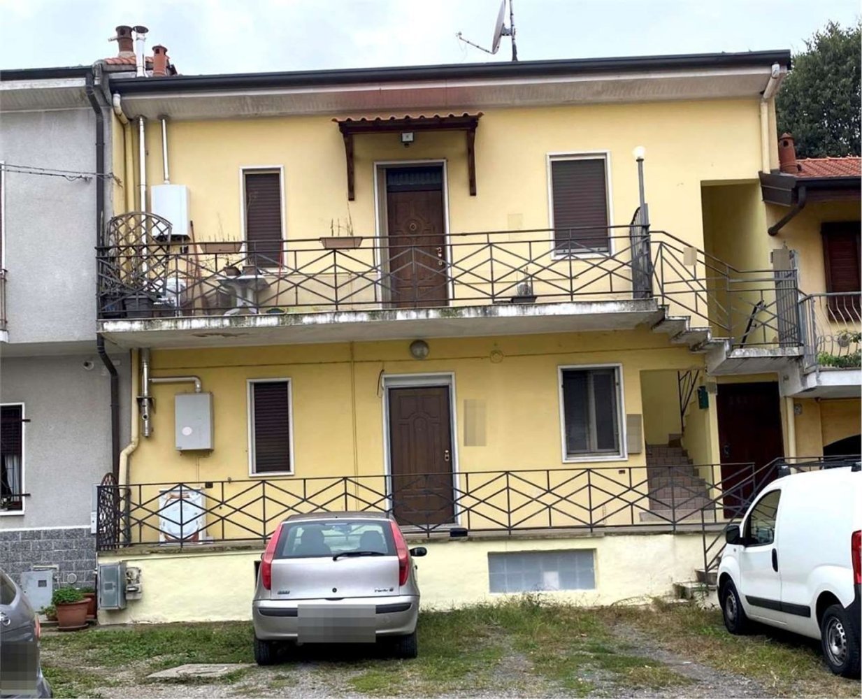 3غرفة شقة في Garbagnate Milanese, Italy رقم 182634