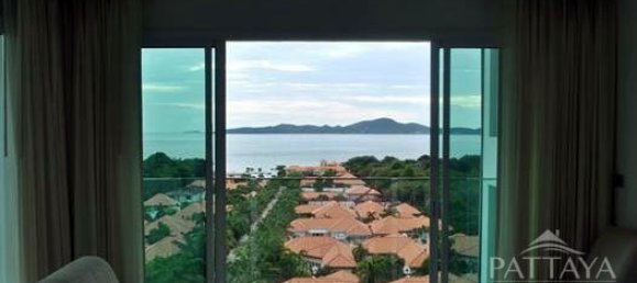 2 bedrooms Condo in Pattaya, Thailand No. 1665 2