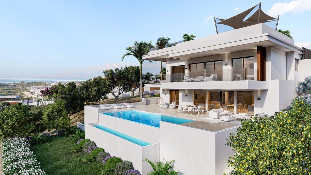 4 bedrooms Villa in Estepona, Spain No. 4617