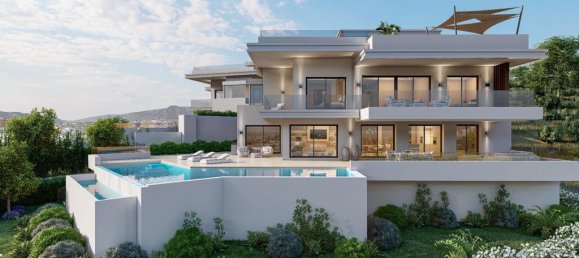 4 bedrooms Villa in Estepona, Spain No. 4617 3