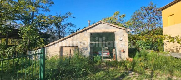 3 bedrooms House in San Severino Marche, Italy No. 109863 4