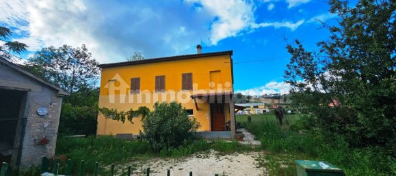 3 bedrooms House in San Severino Marche, Italy No. 109863 13