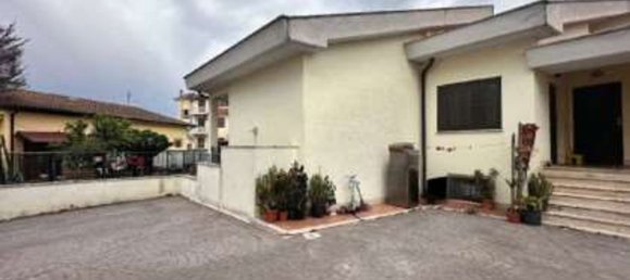 6 rooms Apartment in Rome, Italy No. 200542 16