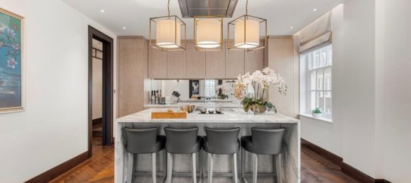 4 bedrooms Apartment in London, United Kingdom No. 13056 7