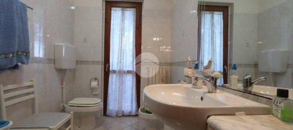 Квартира с 2 спальнями в Торторето, Италия № 341356 11