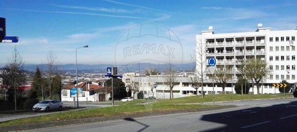 Imóvel comercial em Oliveira, Portugal 85 m² N.º 33163 2