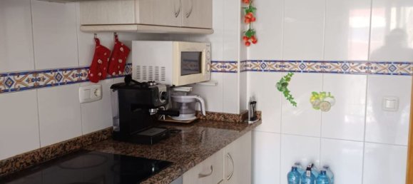 Apartamento de 3 dormitorios en Benicarló, Spain No. 151587 2