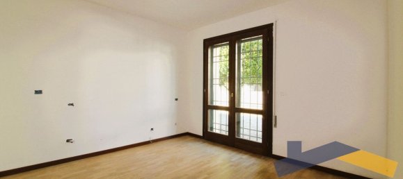 Apartamento de 3 habitaciónes en Villa del Conte, Italy No. 300332 16