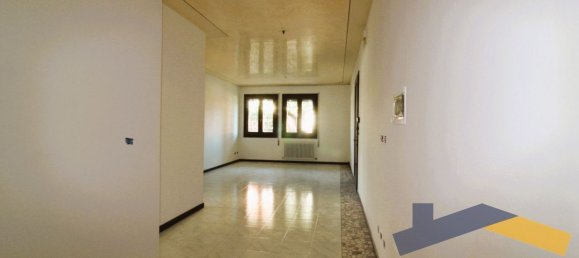 Apartamento de 3 habitaciónes en Villa del Conte, Italy No. 300332 8