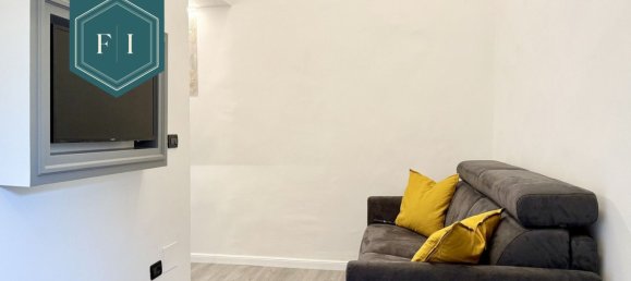 3 rooms Apartment in Florence, Italy No. 117060 29