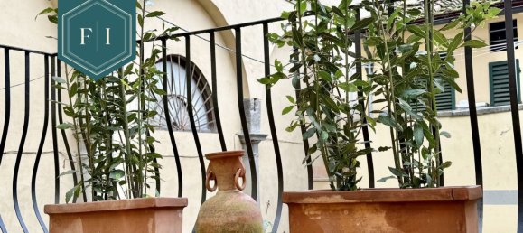 3 rooms Apartment in Florence, Italy No. 117060 20