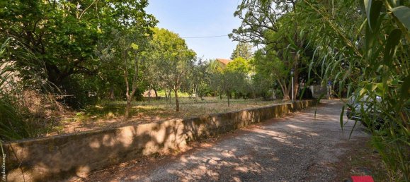 4 bedrooms Villa in Aubagne, France No. 310614 3