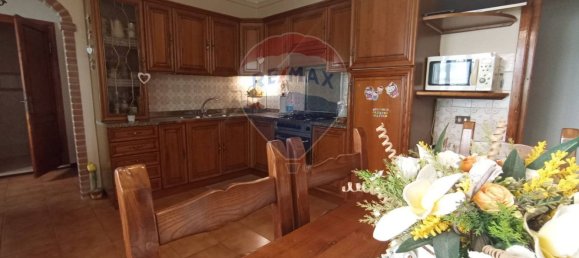 8غرفة شقة في Bagni di Lucca, Italy رقم 127456 3