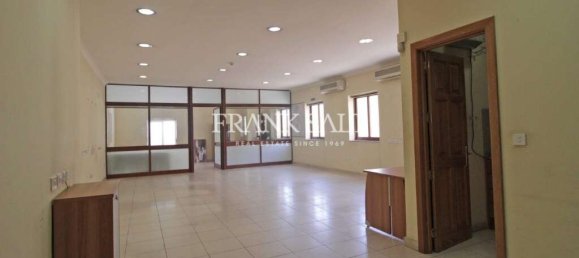160m² Office in Marsa, Malta No. 13046 4