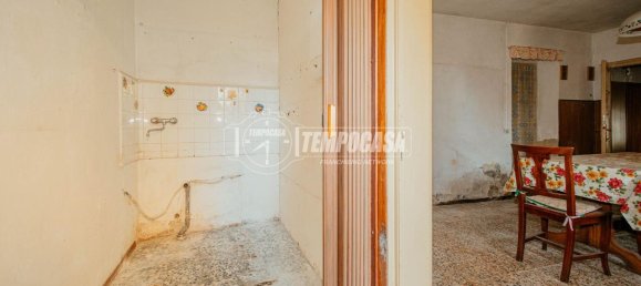 4-salle Maison à Lungavilla, Italy No. 153784 10