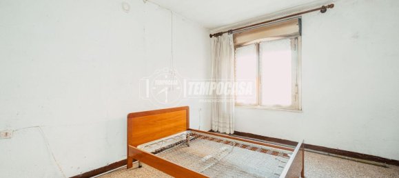 4-salle Maison à Lungavilla, Italy No. 153784 7