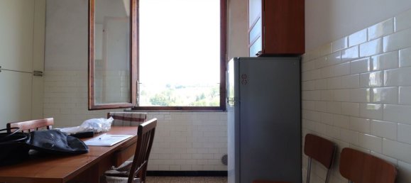 4 bedrooms Apartment in Siena, Italy No. 70885 5