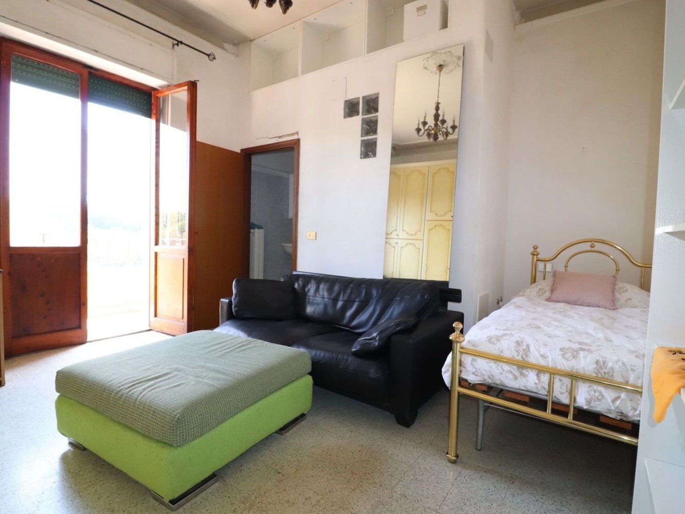 4 bedrooms Apartment in Siena, Italy No. 70885