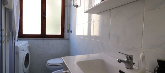 4 bedrooms Apartment in Siena, Italy No. 70885 12