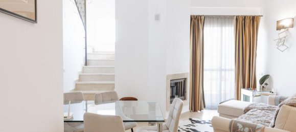 4 bedrooms Apartment in Manilva, Spain No. 185396 2