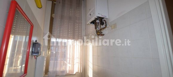 Коммерческая недвижимость с 1 комнатой в Порденоне, Италия № 80430 6