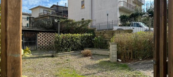 4غرفة شقة في San Lorenzo Nuovo, Italy رقم 38609 12