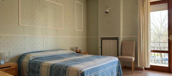 4غرفة شقة في San Lorenzo Nuovo, Italy رقم 38609 5