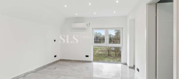 5 bedrooms House in Essen, Germany No. 50121 4