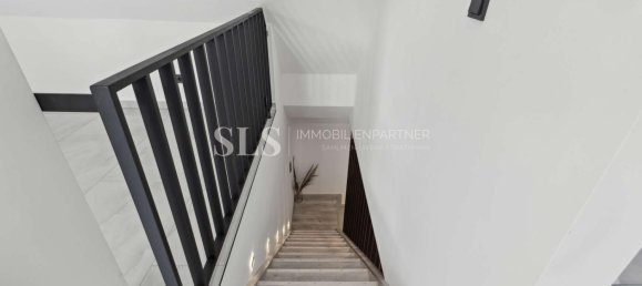 5 bedrooms House in Essen, Germany No. 50121 22