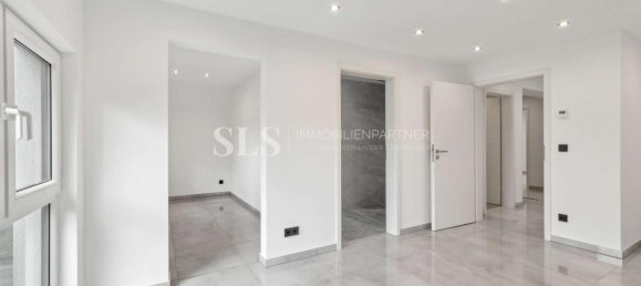 5 bedrooms House in Essen, Germany No. 50121 15