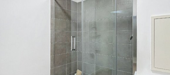 2 Schlafzimmer Wohnung in Neuilly-sur-Marne, France, Nr. 184442 8