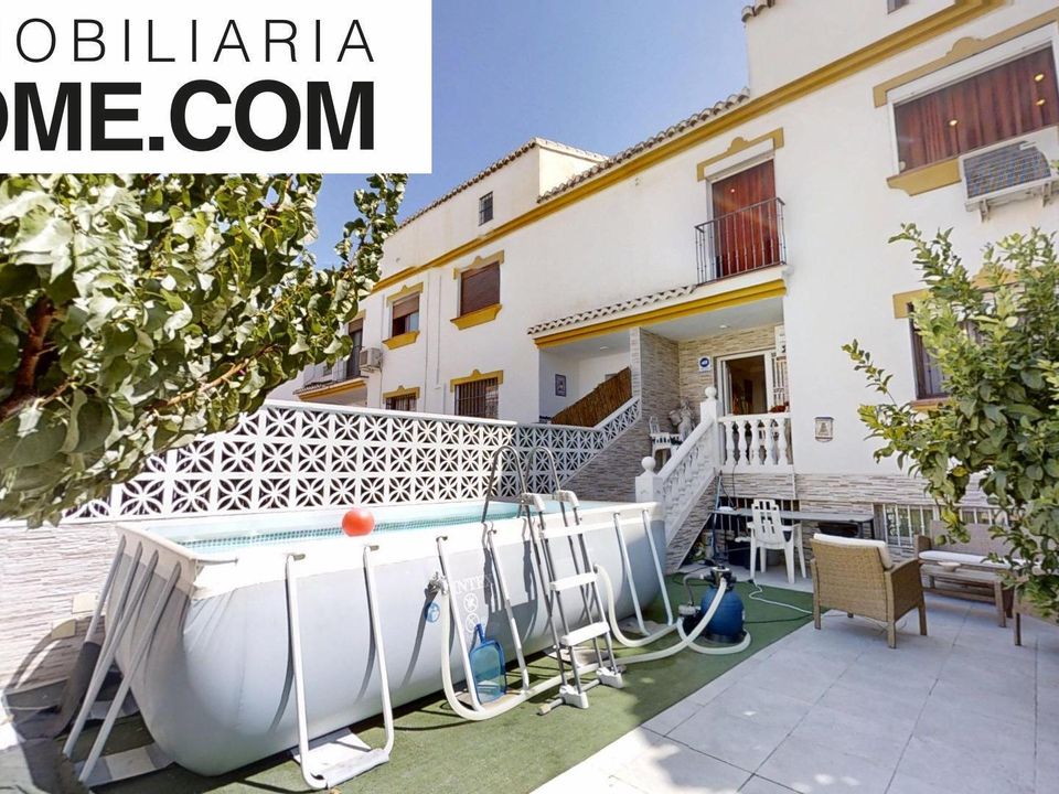 5 غرف نوم تاون هاوس في Malaga, Spain رقم 183905