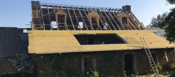 6 bedrooms House in Morbihan, France No. 16965 2