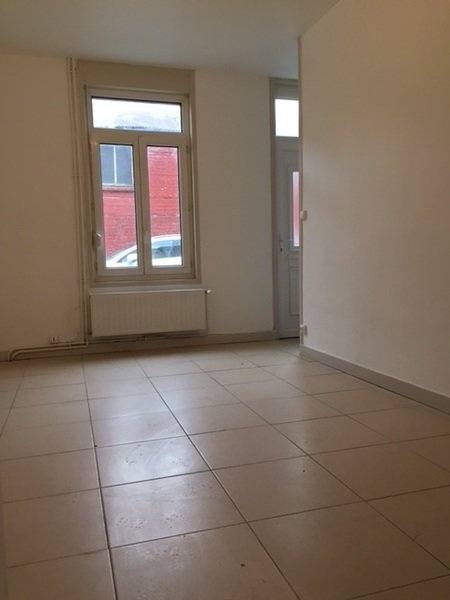 3 bedrooms House in Valenciennes, France No. 274946