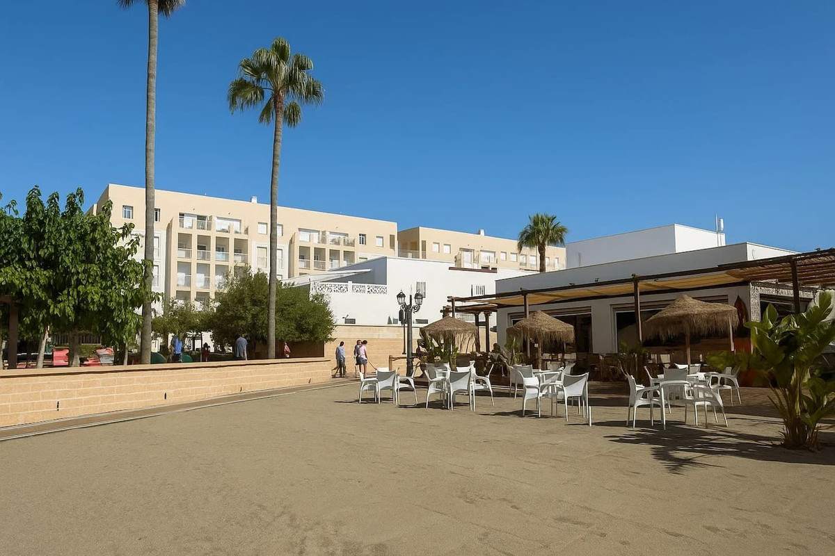 2 bedrooms Apartment in San Luis de Sabinillas, Spain No. 143702