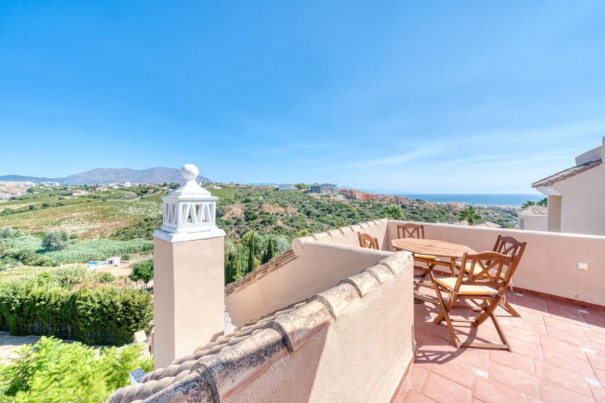 4 chambres Maison de ville à La Duquesa, Spain No. 253070