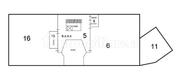 3329m² Office in Rovigo, Italy No. 357155 23