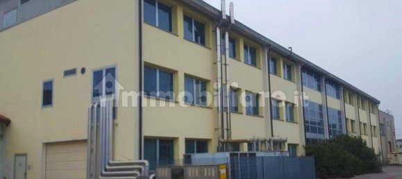 3329m² Office in Rovigo, Italy No. 357155 22