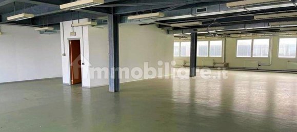 3329m² Office in Rovigo, Italy No. 357155 17