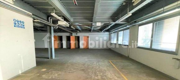 3329m² Office in Rovigo, Italy No. 357155 11