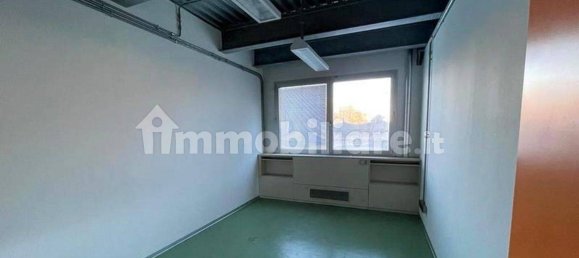 3329m² Office in Rovigo, Italy No. 357155 9