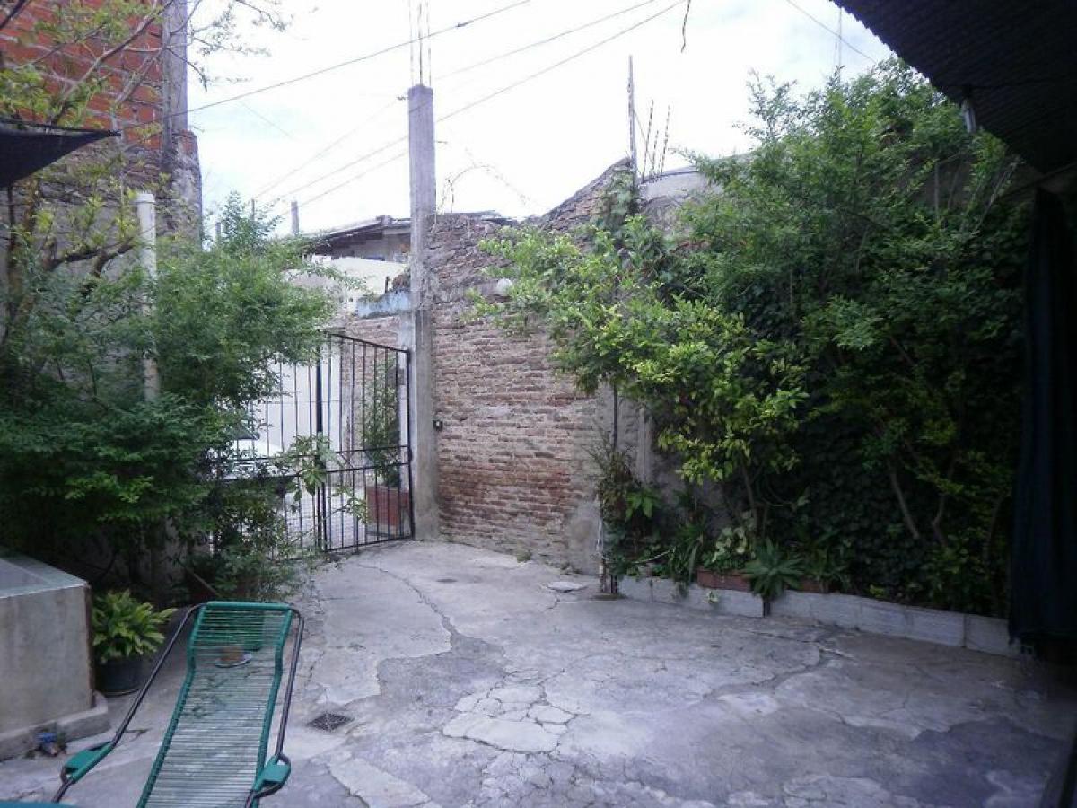 3 Schlafzimmer Haus in Lanus, Argentina, Nr. 16607