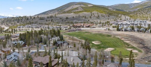 Propiedad comercial de 5 dormitorios en Keystone, USA No. 560322 3